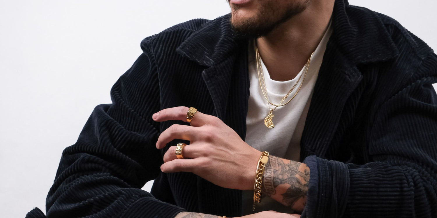 Maskulin elegance: Smykker til mænds styling og trends, der vil løfte dit look til det næste niveau